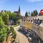 公寓 Bat Solutions Altstadt - Alles Was Ein Nicht Bietet - 3 45 Bis 75 Qm Fuer Bis Zu 12 Personen - Direkt Unter Der Burg - 2 Min Zur Altstadt - Weinbergblick, Heimkino Und E-ladesaeulen *