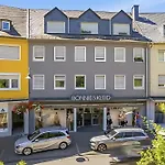 Bat Solutions Altstadt - Alles Was Ein Nicht Bietet - 3 45 Bis 75 Qm Fuer Bis Zu 12 Personen - Direkt Unter Der Burg - 2 Min Zur Altstadt - Weinbergblick, Heimkino Und E-ladesaeulen 公寓