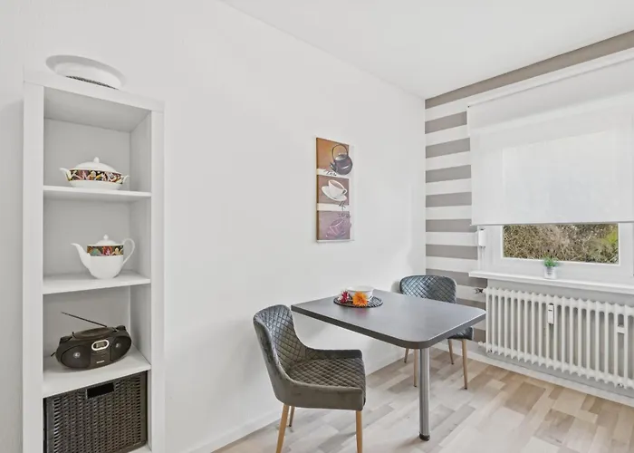 Bat Solutions Altstadt - Alles Was Ein Nicht Bietet - 3 45 Bis 75 Qm Fuer Bis Zu 12 Personen - Direkt Unter Der Burg - 2 Min Zur Altstadt - Weinbergblick, Heimkino Und E-ladesaeulen 아파트
