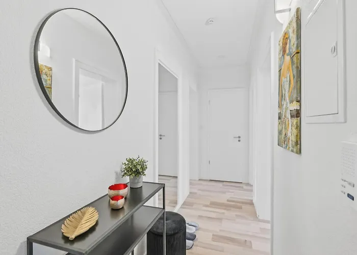 Bat Solutions Altstadt - Alles Was Ein Nicht Bietet - 3 45 Bis 75 Qm Fuer Bis Zu 12 Personen - Direkt Unter Der Burg - 2 Min Zur Altstadt - Weinbergblick, Heimkino Und E-ladesaeulen 아파트