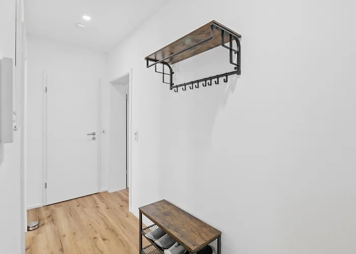 Bat Solutions Altstadt - Alles Was Ein Nicht Bietet - 3 45 Bis 75 Qm Fuer Bis Zu 12 Personen - Direkt Unter Der Burg - 2 Min Zur Altstadt - Weinbergblick, Heimkino Und E-ladesaeulen 아파트