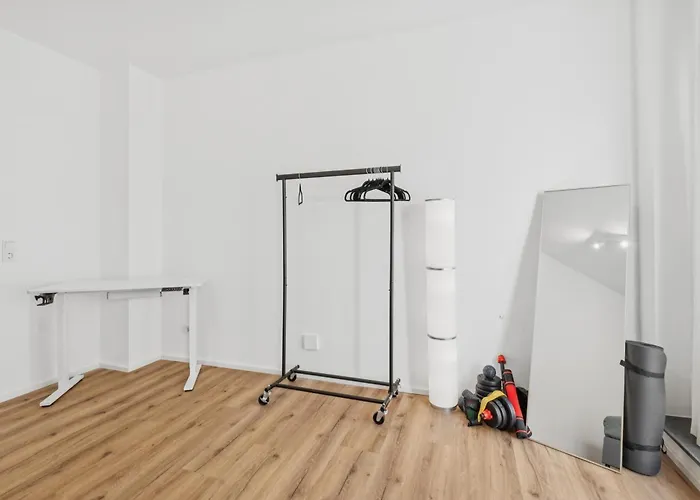 Bat Solutions Altstadt - Alles Was Ein Nicht Bietet - 3 45 Bis 75 Qm Fuer Bis Zu 12 Personen - Direkt Unter Der Burg - 2 Min Zur Altstadt - Weinbergblick, Heimkino Und E-ladesaeulen 아파트 *