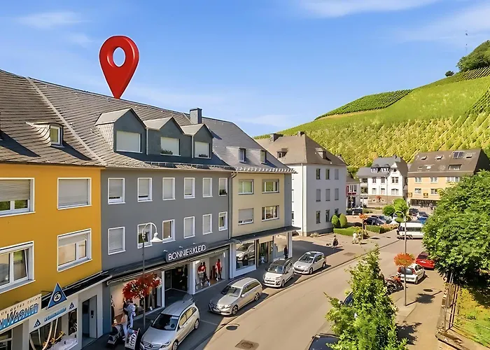 아파트 Bat Solutions Altstadt - Alles Was Ein Nicht Bietet - 3 45 Bis 75 Qm Fuer Bis Zu 12 Personen - Direkt Unter Der Burg - 2 Min Zur Altstadt - Weinbergblick, Heimkino Und E-ladesaeulen 사르부르크