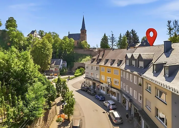 아파트 Bat Solutions Altstadt - Alles Was Ein Nicht Bietet - 3 45 Bis 75 Qm Fuer Bis Zu 12 Personen - Direkt Unter Der Burg - 2 Min Zur Altstadt - Weinbergblick, Heimkino Und E-ladesaeulen *